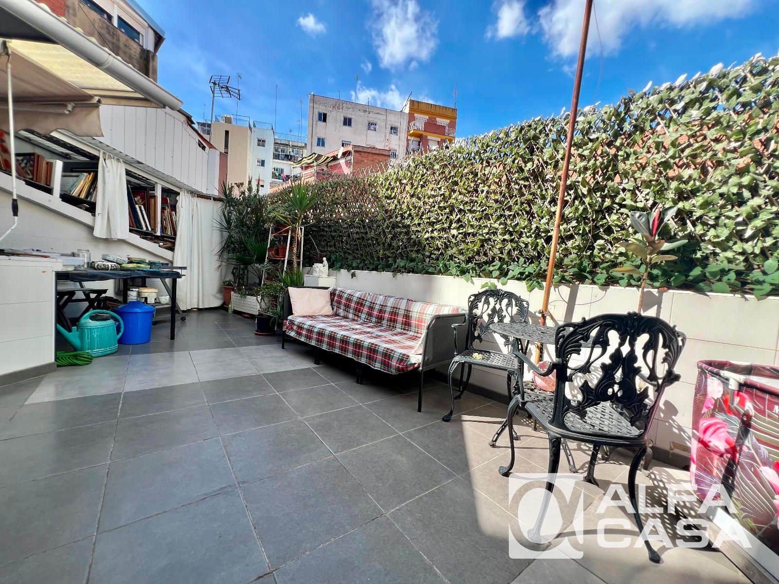 3 soverom Villa til salgs i Badalona - € 250 000 (Ref: 9385835)