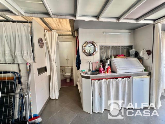 3 soverom Villa til salgs i Badalona - € 250 000 (Ref: 9385835)