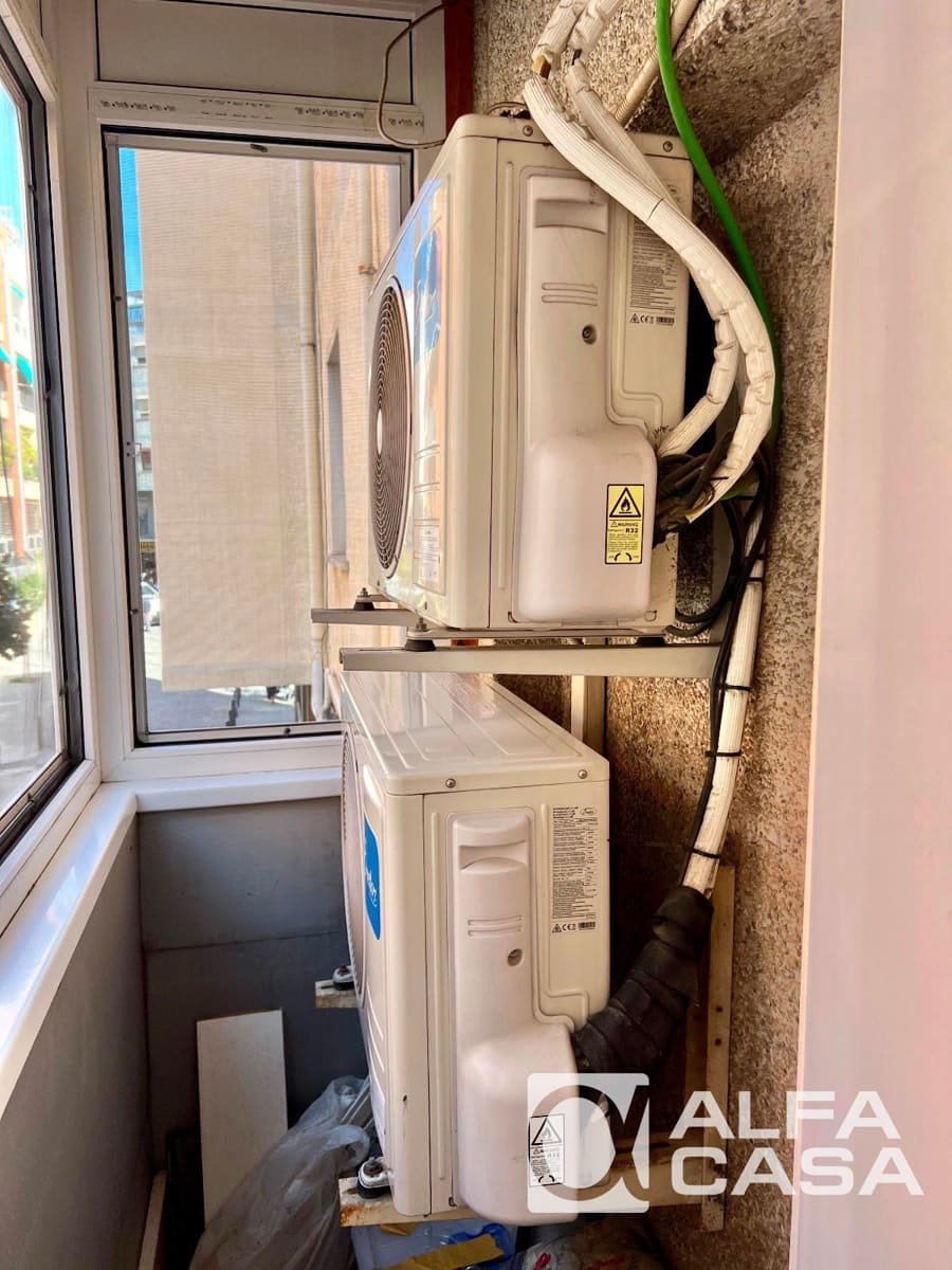 3 soverom Villa til salgs i Badalona - € 250 000 (Ref: 9385835)