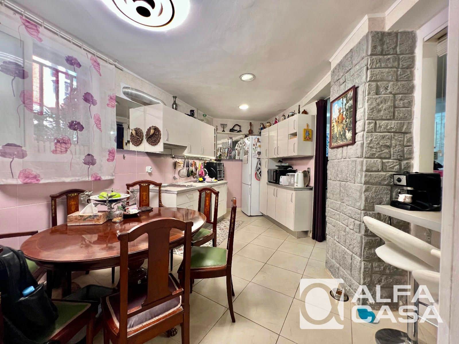 3 soverom Villa til salgs i Badalona - € 250 000 (Ref: 9385835)