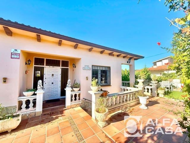 6 chambre Villa/Maison à vendre à Lloret de Mar - 335 000 € (Ref: 9385838)