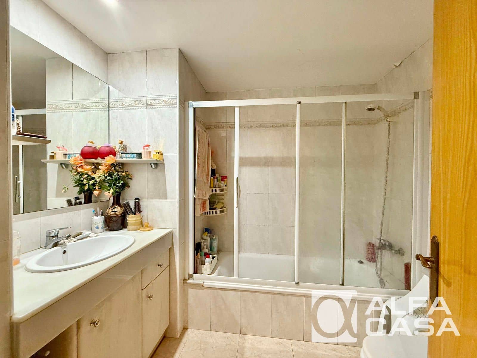 Piso de 4 habitaciones en Lloret de Mar en venta - 295.000 € (Ref: 9385839)