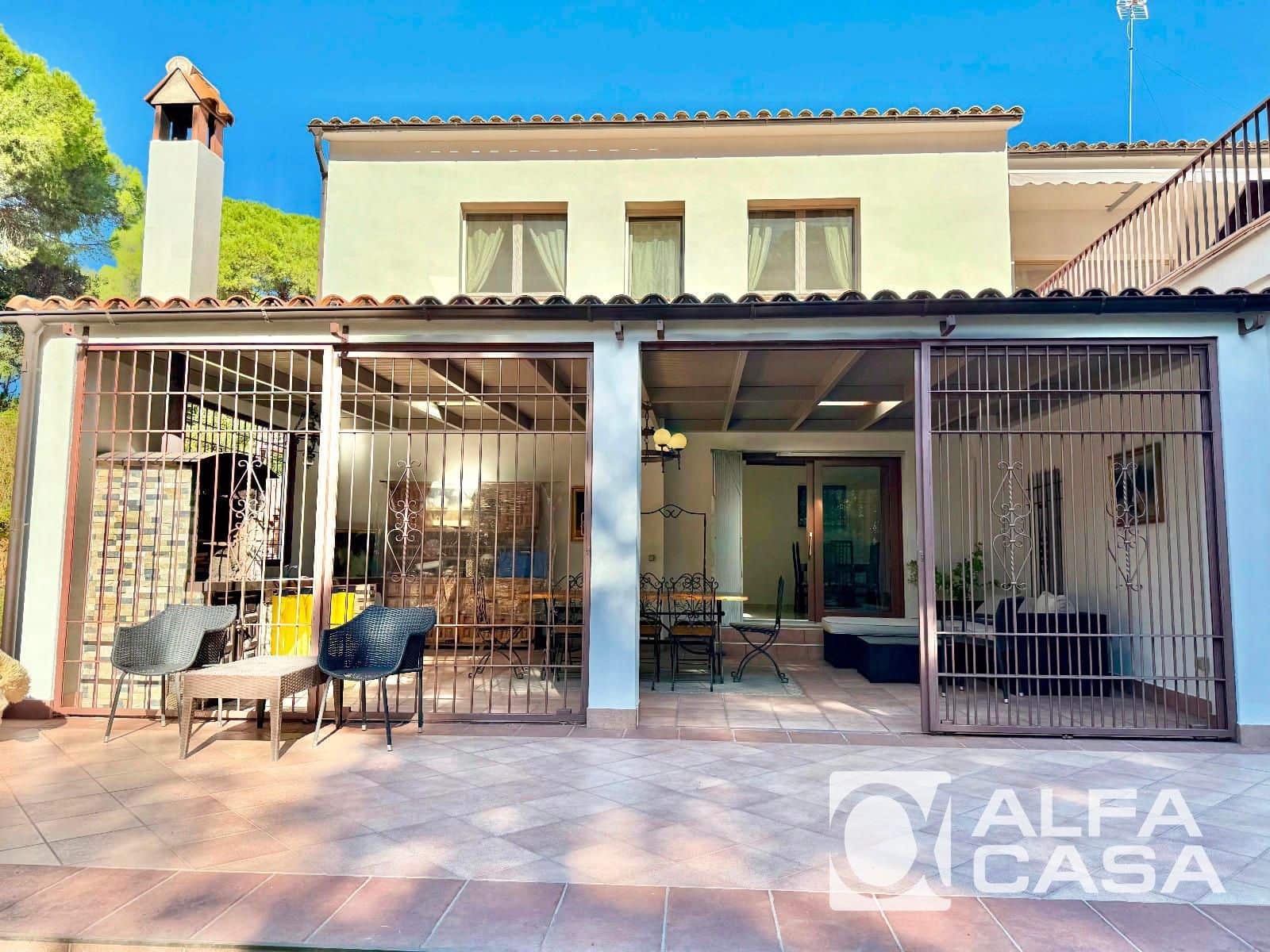 8 sypialnia Willa na sprzedaż w Platja d'Aro z garażem - 1 500 000 € (Ref: 9385843)