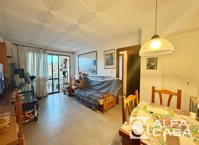 3 soverom Leilighet til salgs i Lloret de Mar med svømmebasseng - € 185 000 (Ref: 9385844)