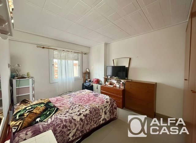 3 soverom Leilighet til salgs i Lloret de Mar med svømmebasseng - € 185 000 (Ref: 9385844)