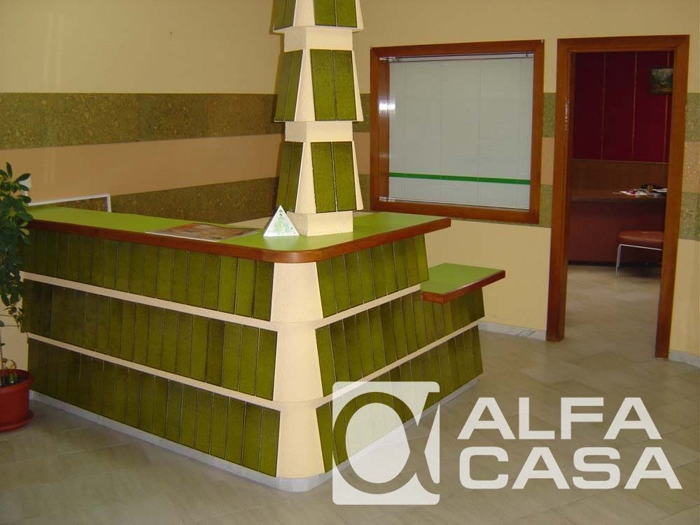 Commercial for sale in Lloret de Mar - € 1,250,000 (Ref: 9385848)