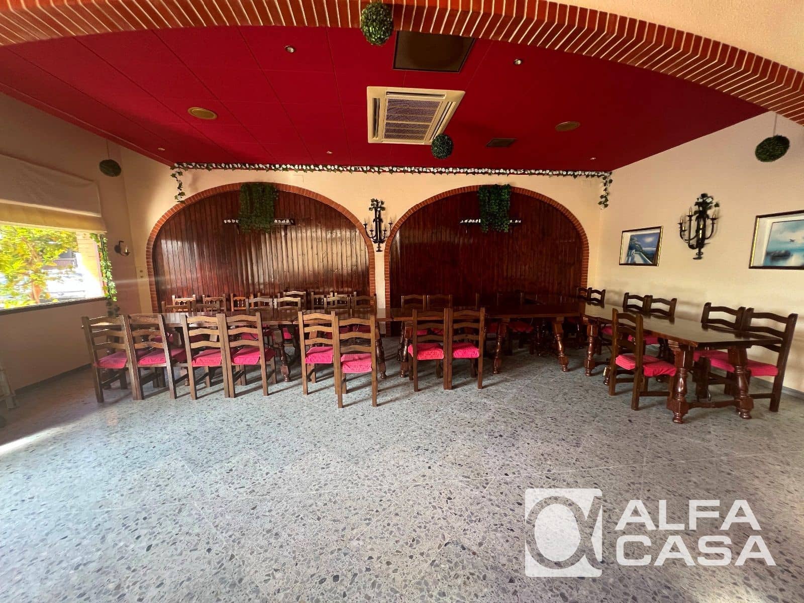 Commercial for sale in Lloret de Mar - € 1,250,000 (Ref: 9385848)