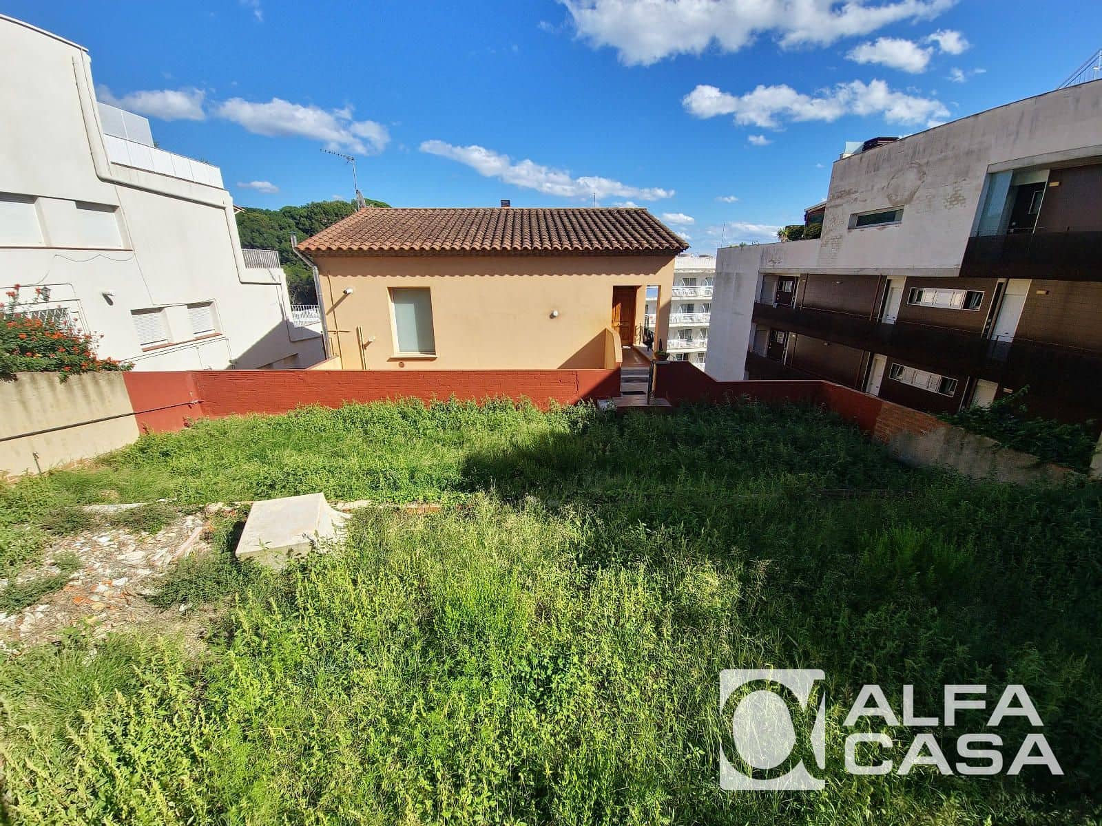 Tontti myytävänä paikassa Lloret de Mar - 160 000 € (Ref: 9385850)