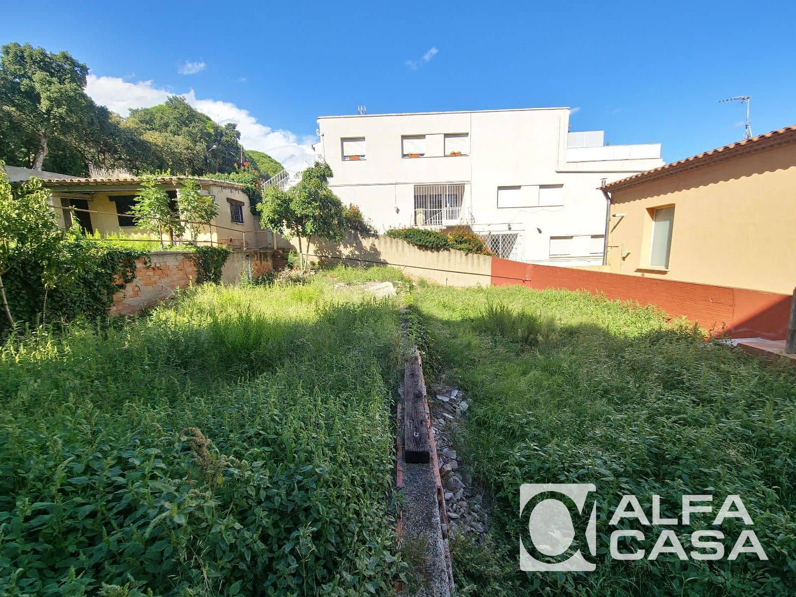 Tontti myytävänä paikassa Lloret de Mar - 160 000 € (Ref: 9385850)