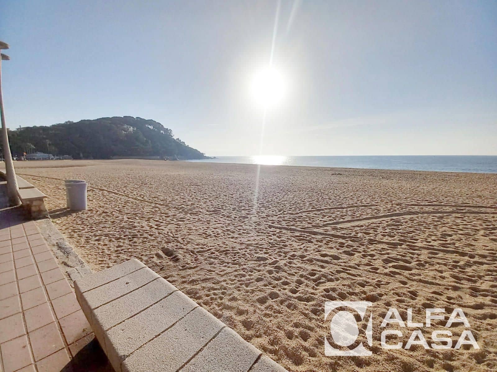 Commercial for sale in Lloret de Mar - € 39,000 (Ref: 9385851)