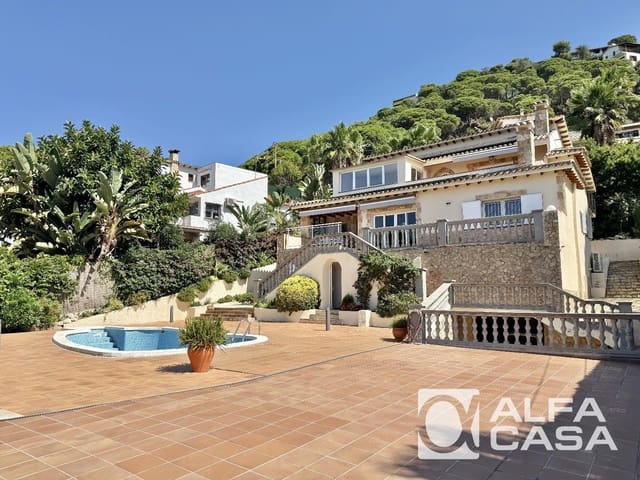5 camera da letto Villa in vendita in Lloret de Mar con piscina garage - 680.000 € (Rif: 9385852)