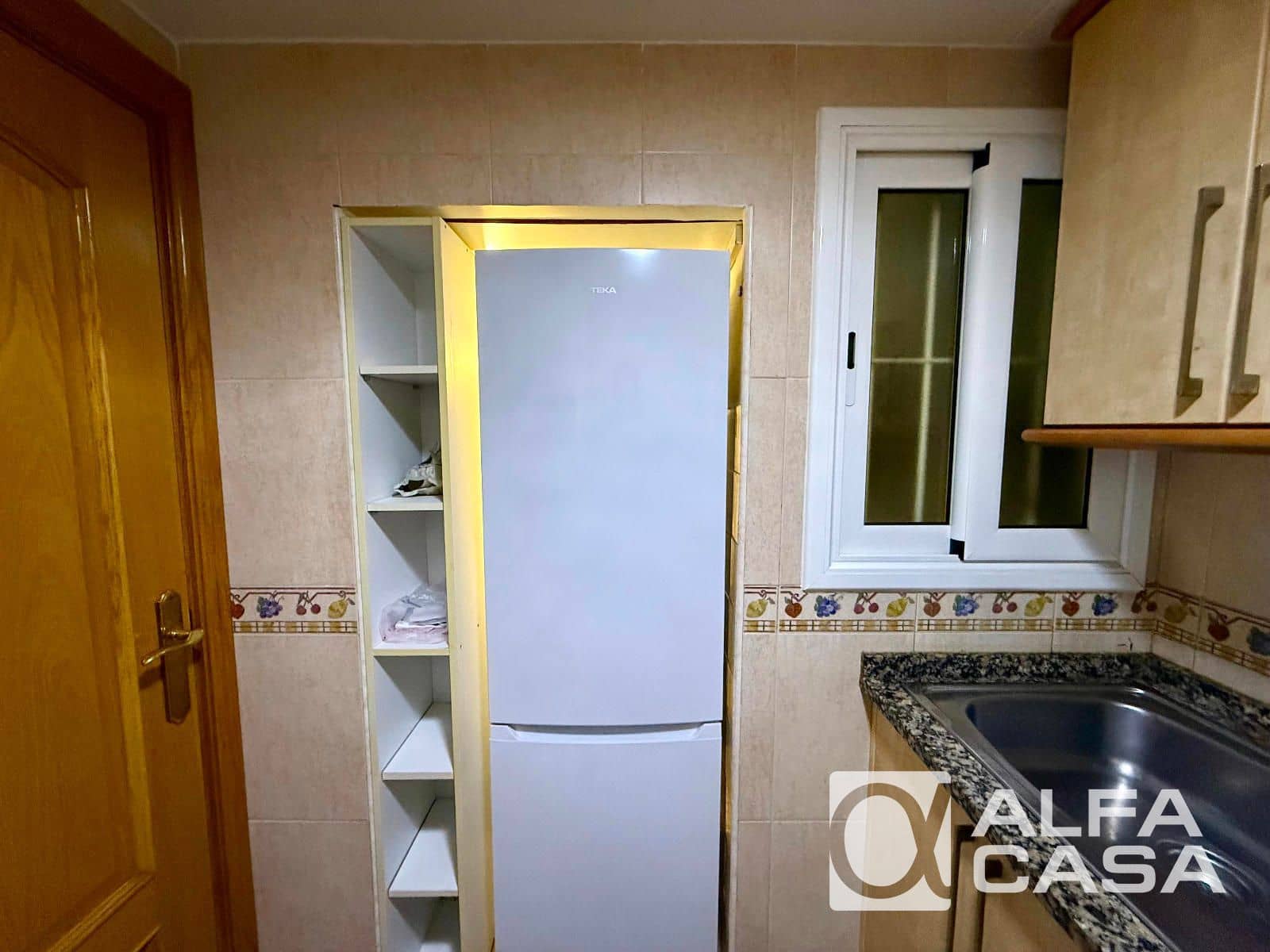 2 slaapkamer Flat te koop in Lloret de Mar met zwembad - € 180.000 (Ref: 9385853)