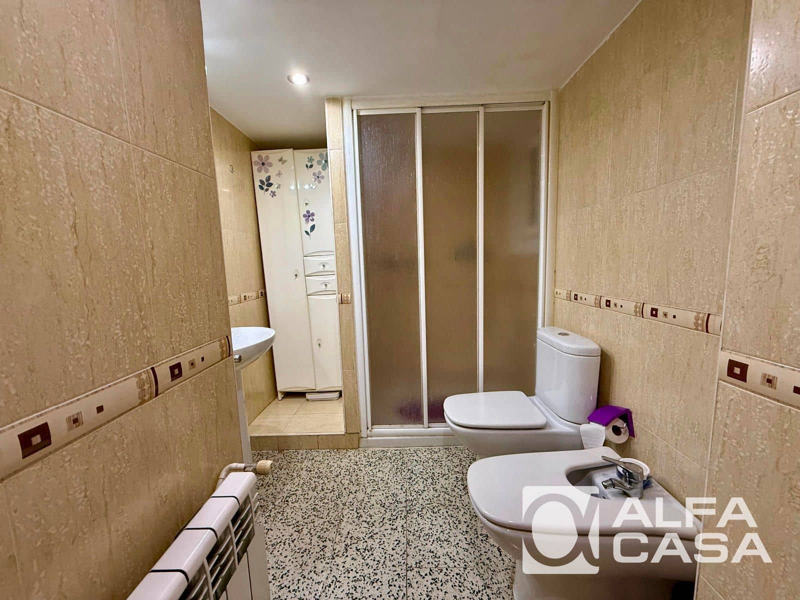 2 slaapkamer Flat te koop in Lloret de Mar met zwembad - € 180.000 (Ref: 9385853)