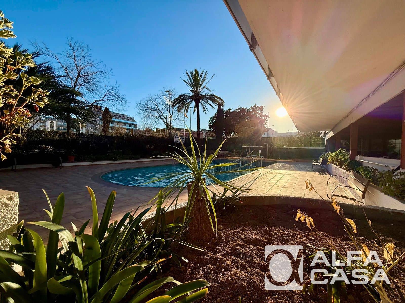 2 slaapkamer Flat te koop in Lloret de Mar met zwembad - € 180.000 (Ref: 9385853)