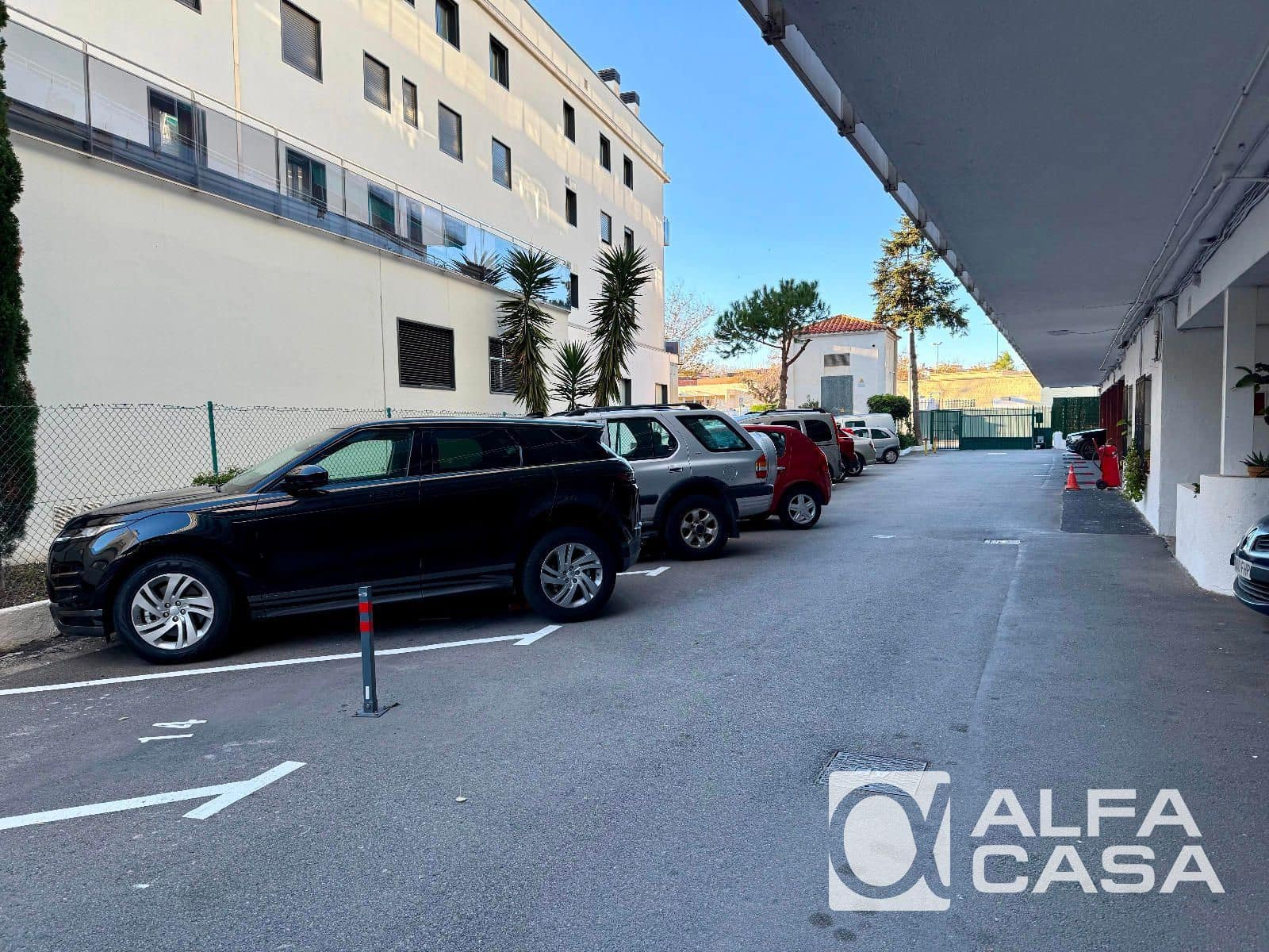 2 slaapkamer Flat te koop in Lloret de Mar met zwembad - € 180.000 (Ref: 9385853)