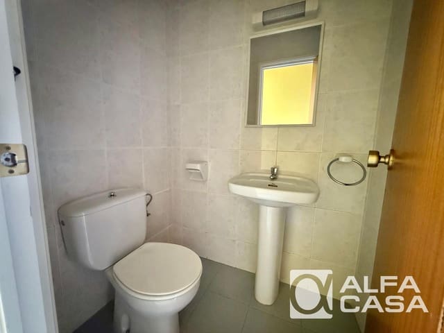 Erhverv til salg i Lloret de Mar - € 120.000 (Ref: 9385854)