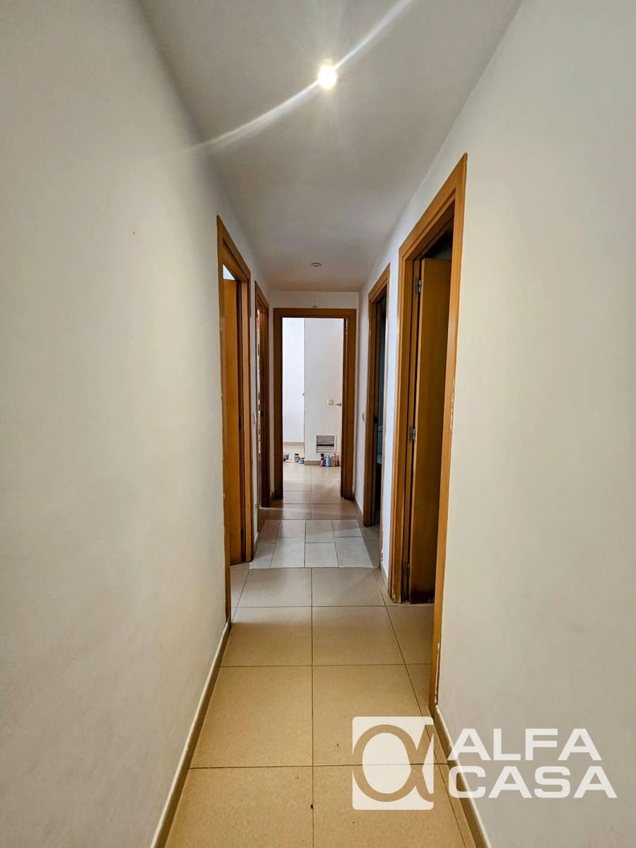 3 sovrum Lägenhet till salu i Lloret de Mar med pool - 270 000 € (Ref: 9385856)