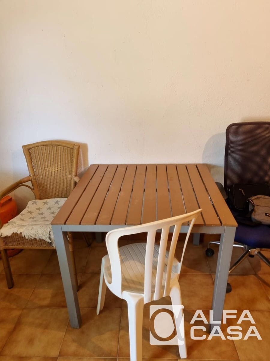 2 bedroom Villa for sale in Lloret de Mar with garage - € 128,000 (Ref: 9385857)