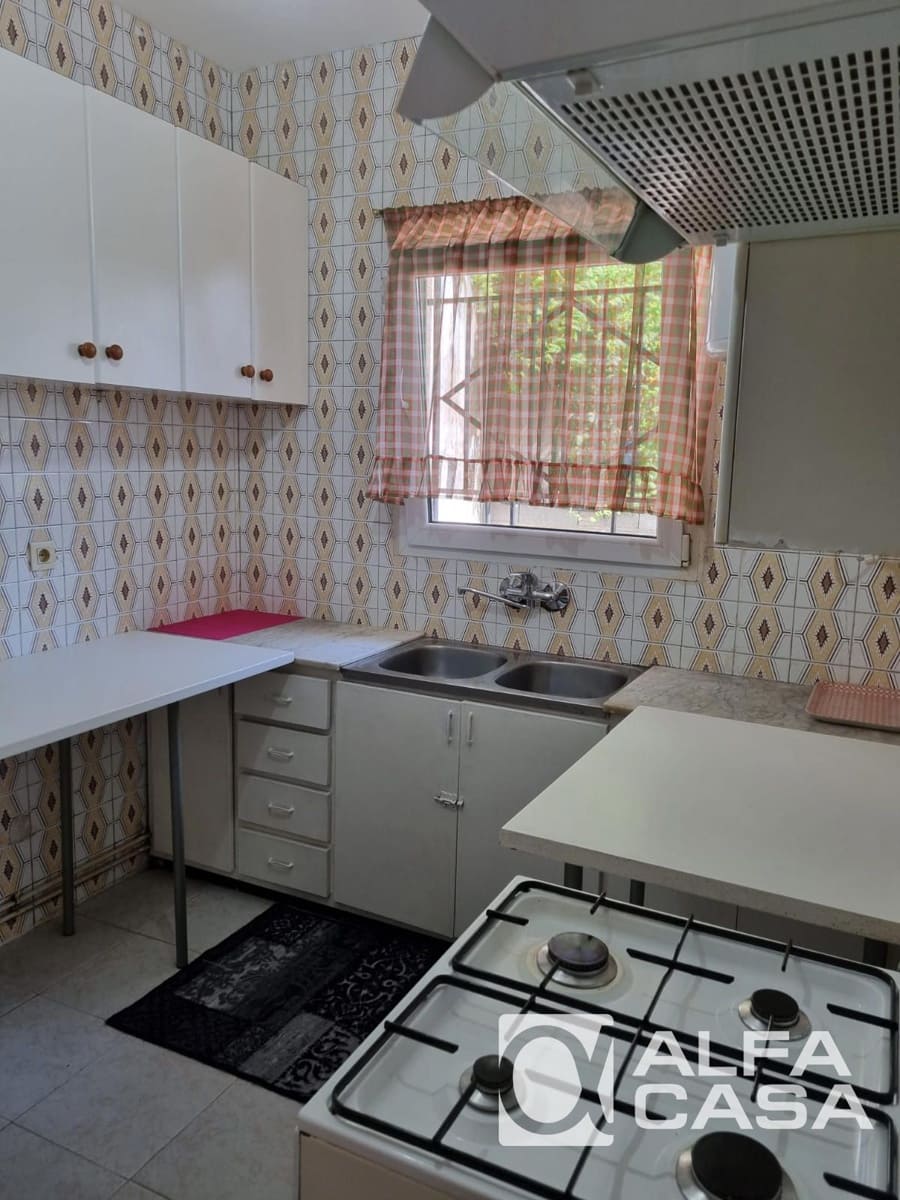 2 bedroom Villa for sale in Lloret de Mar with garage - € 128,000 (Ref: 9385857)