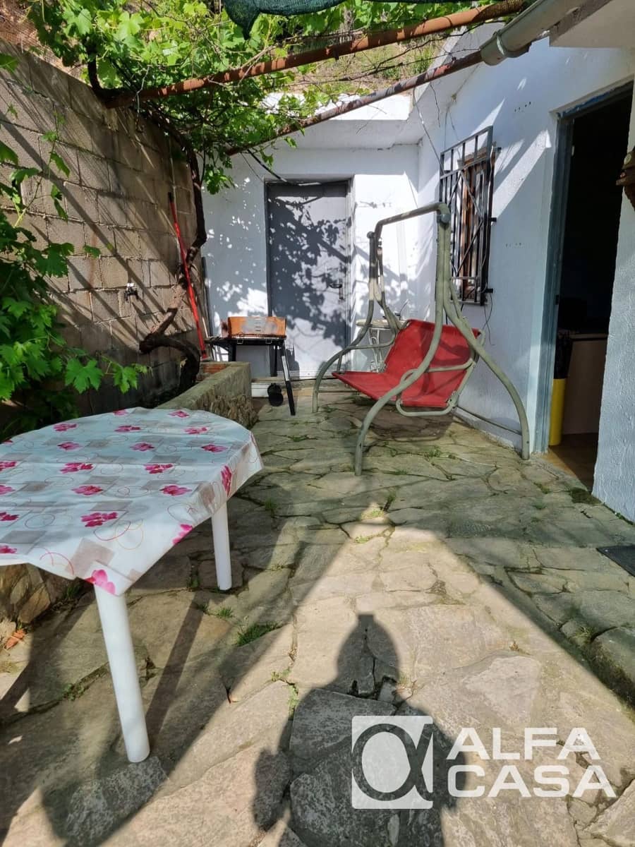 2 bedroom Villa for sale in Lloret de Mar with garage - € 128,000 (Ref: 9385857)