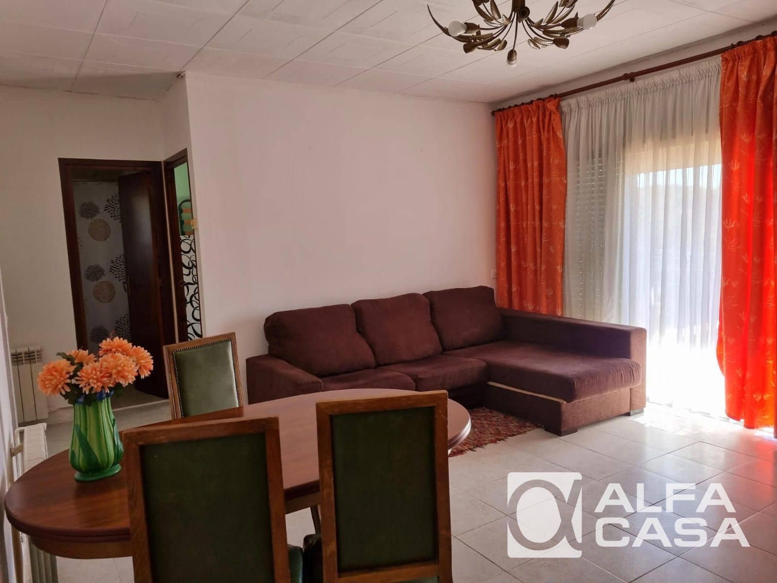 2 bedroom Villa for sale in Lloret de Mar with garage - € 128,000 (Ref: 9385857)