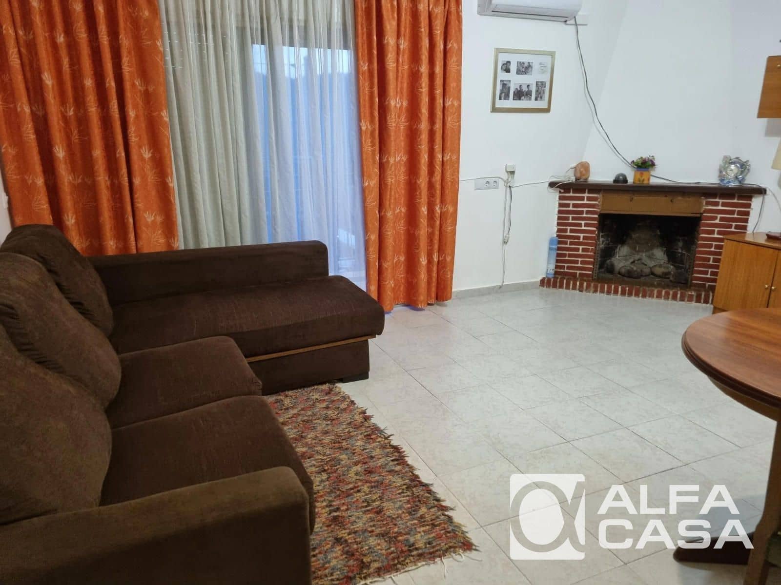 2 bedroom Villa for sale in Lloret de Mar with garage - € 128,000 (Ref: 9385857)