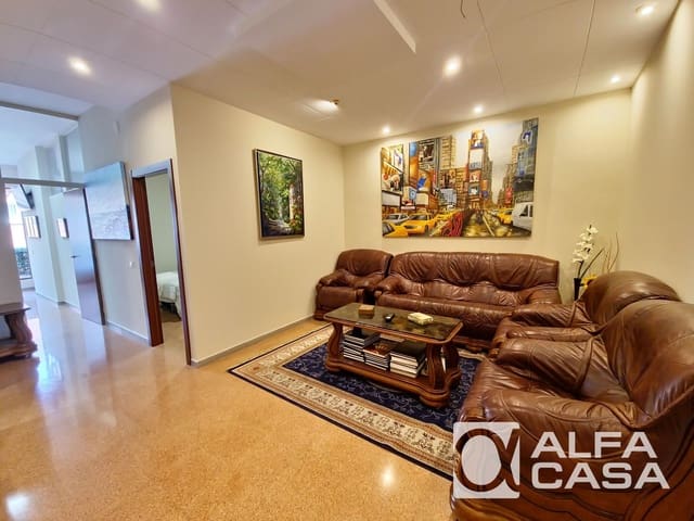 2 chambre Appartement à vendre à Lloret de Mar avec garage - 250 000 € (Ref: 9385861)