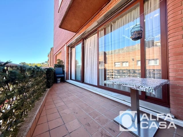 4 sypialnia Mieszkanie na sprzedaż w Lloret de Mar z garażem - 270 000 € (Ref: 9385861)