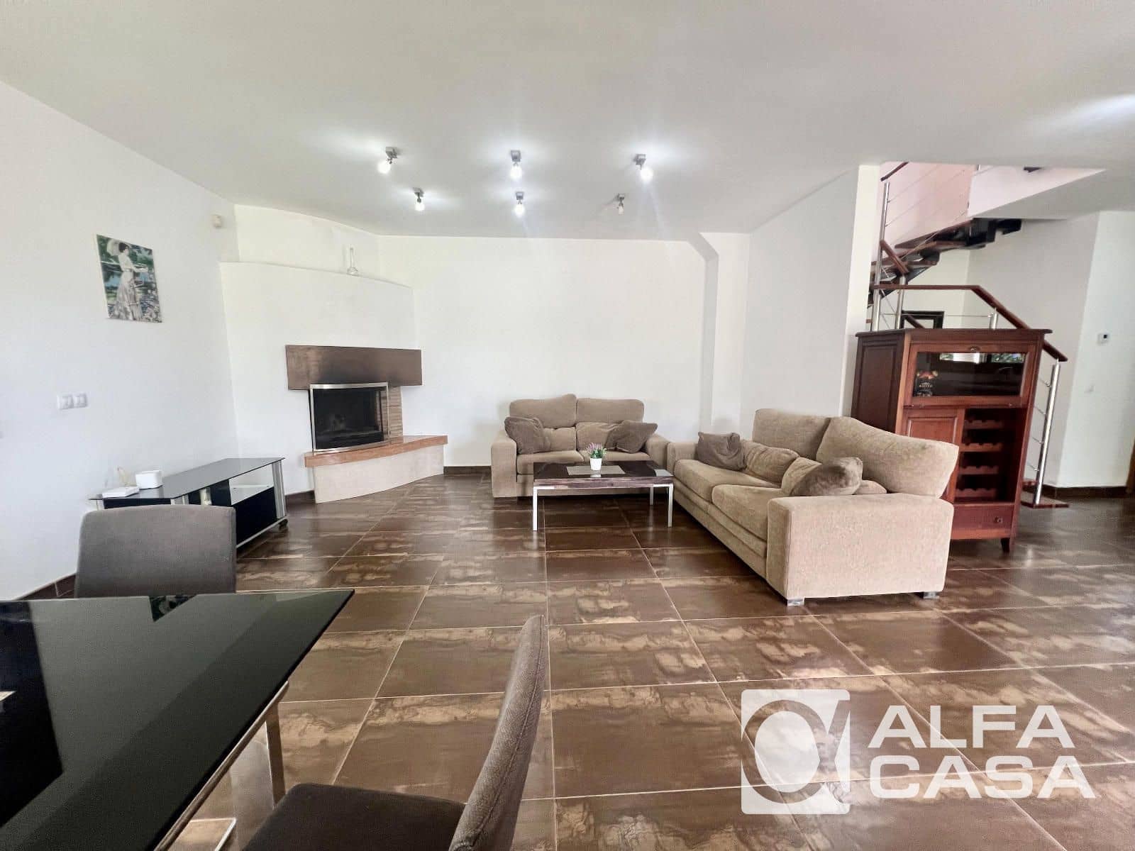 4 bedroom Villa for sale in Lloret de Mar with pool garage - € 440,000 (Ref: 9385864)