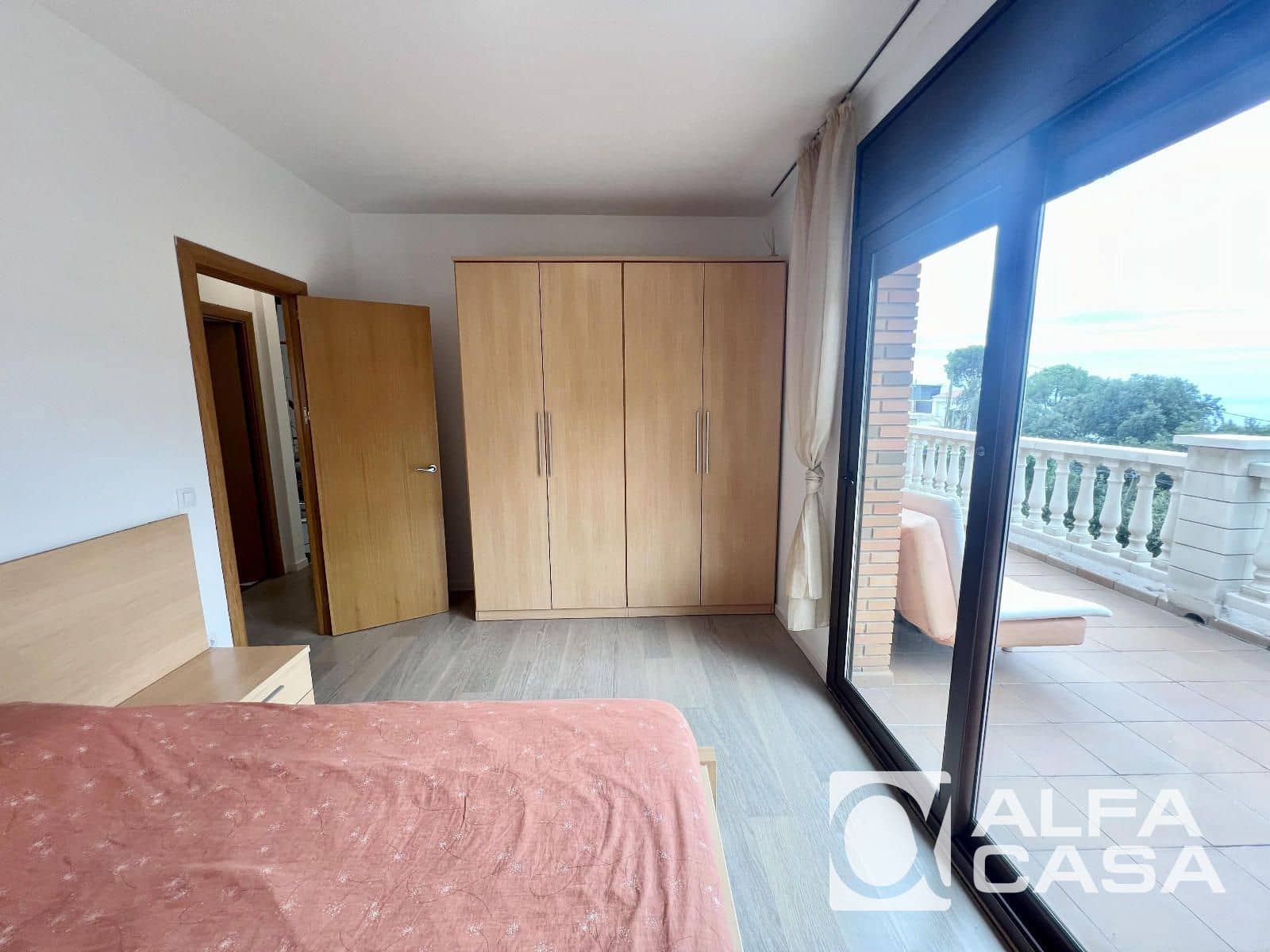 4 bedroom Villa for sale in Lloret de Mar with pool garage - € 440,000 (Ref: 9385864)