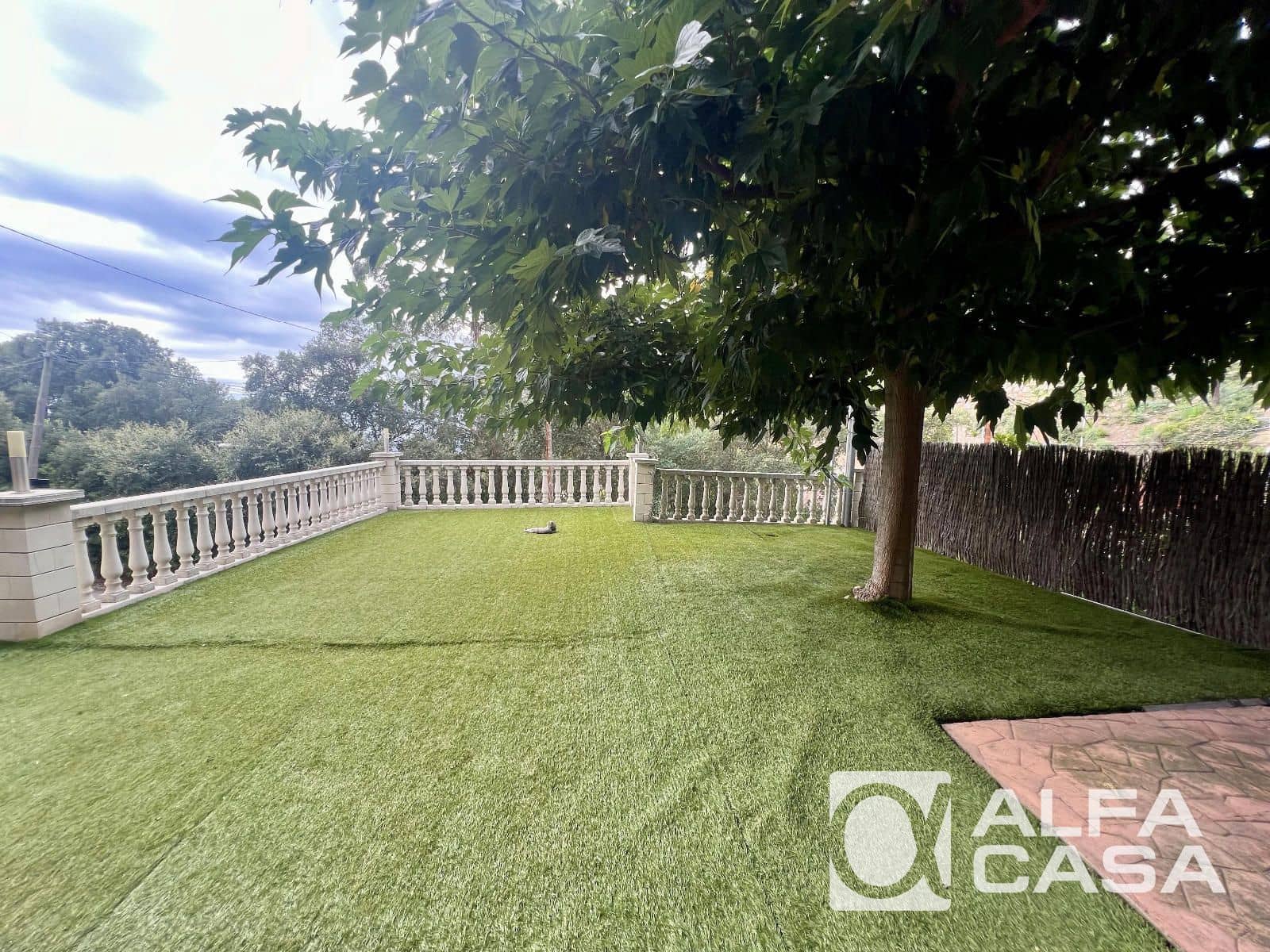 4 bedroom Villa for sale in Lloret de Mar with pool garage - € 440,000 (Ref: 9385864)