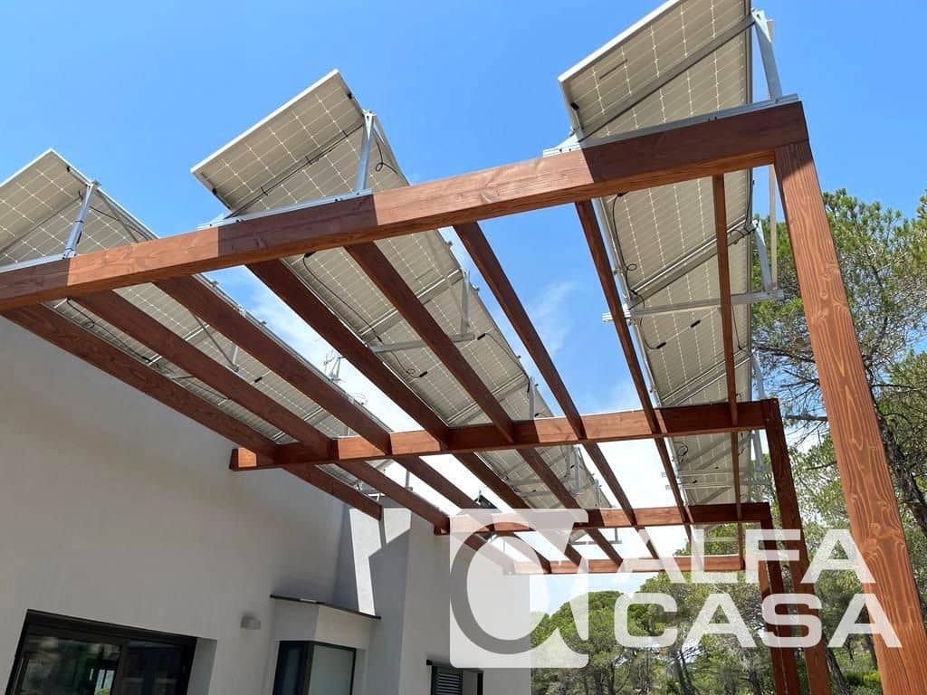4 bedroom Villa for sale in Lloret de Mar with pool garage - € 869,500 (Ref: 9385869)
