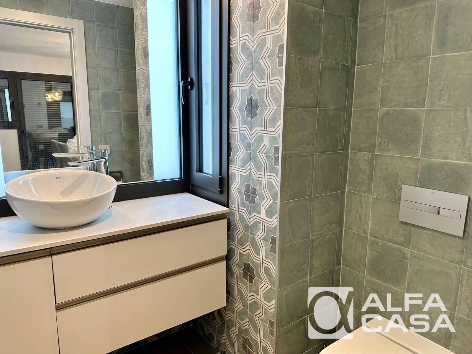 4 bedroom Villa for sale in Lloret de Mar with pool garage - € 869,500 (Ref: 9385869)