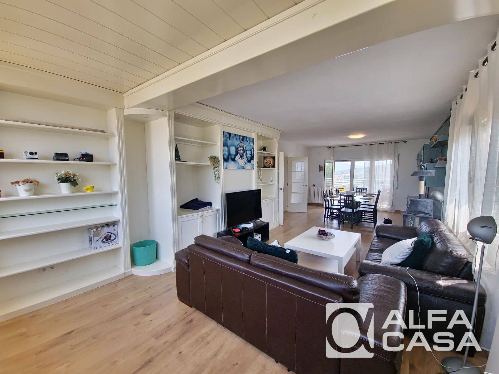 4 bedroom Villa for sale in Lloret de Mar with pool garage - € 600,000 (Ref: 9385870)