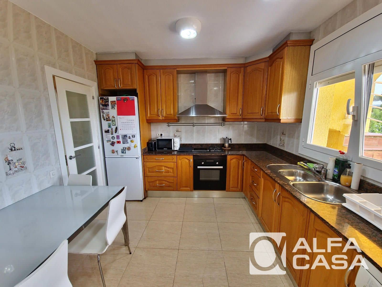 4 bedroom Villa for sale in Lloret de Mar with pool garage - € 600,000 (Ref: 9385870)