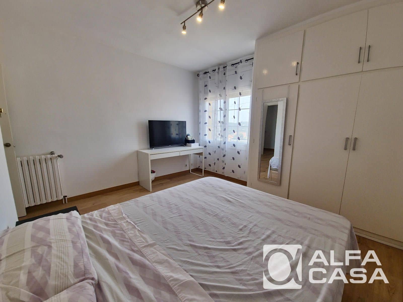 4 bedroom Villa for sale in Lloret de Mar with pool garage - € 600,000 (Ref: 9385870)