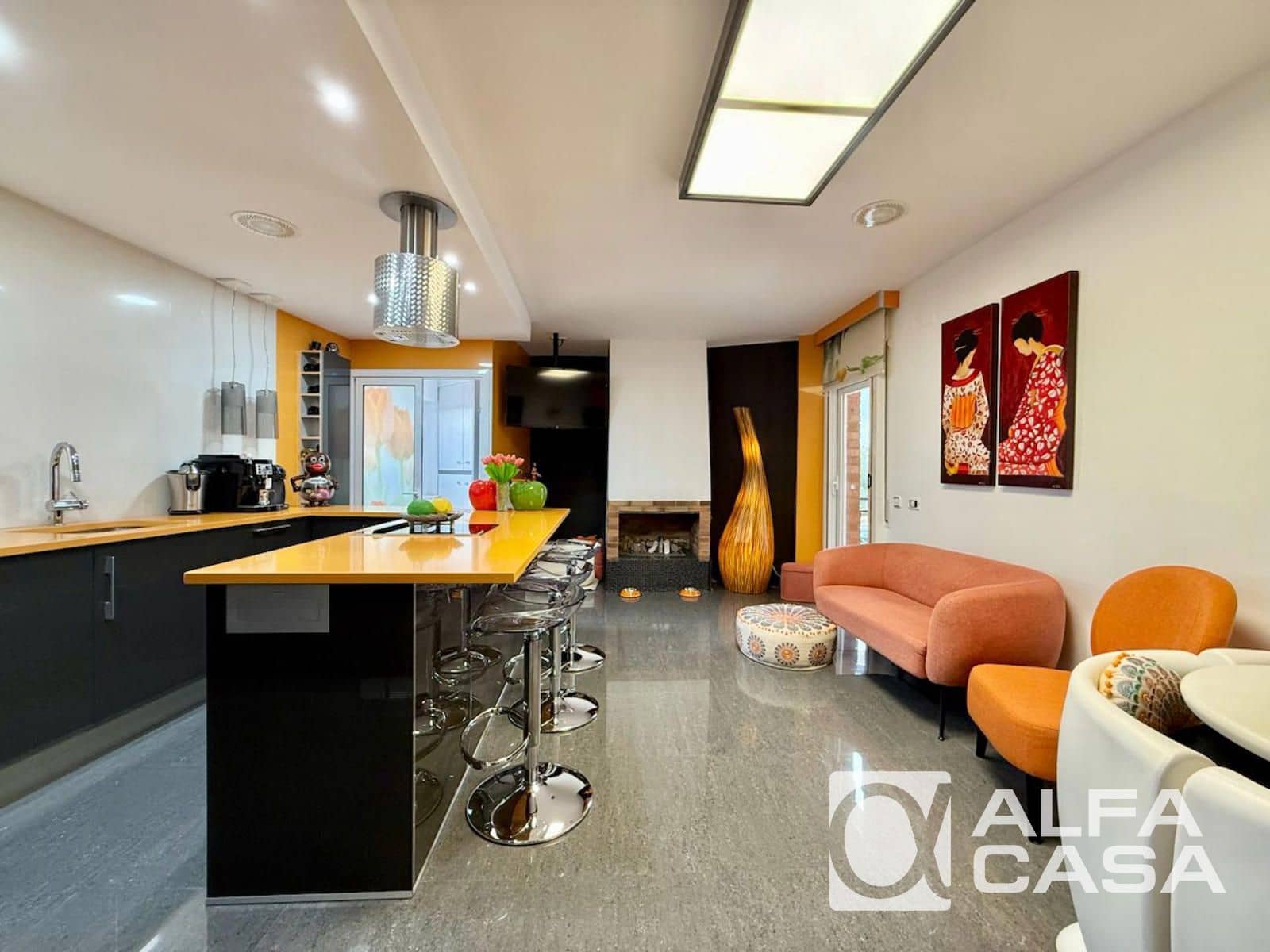 3 soveværelse Lejlighed til salg i Lloret de Mar med garage - € 365.000 (Ref: 9385874)