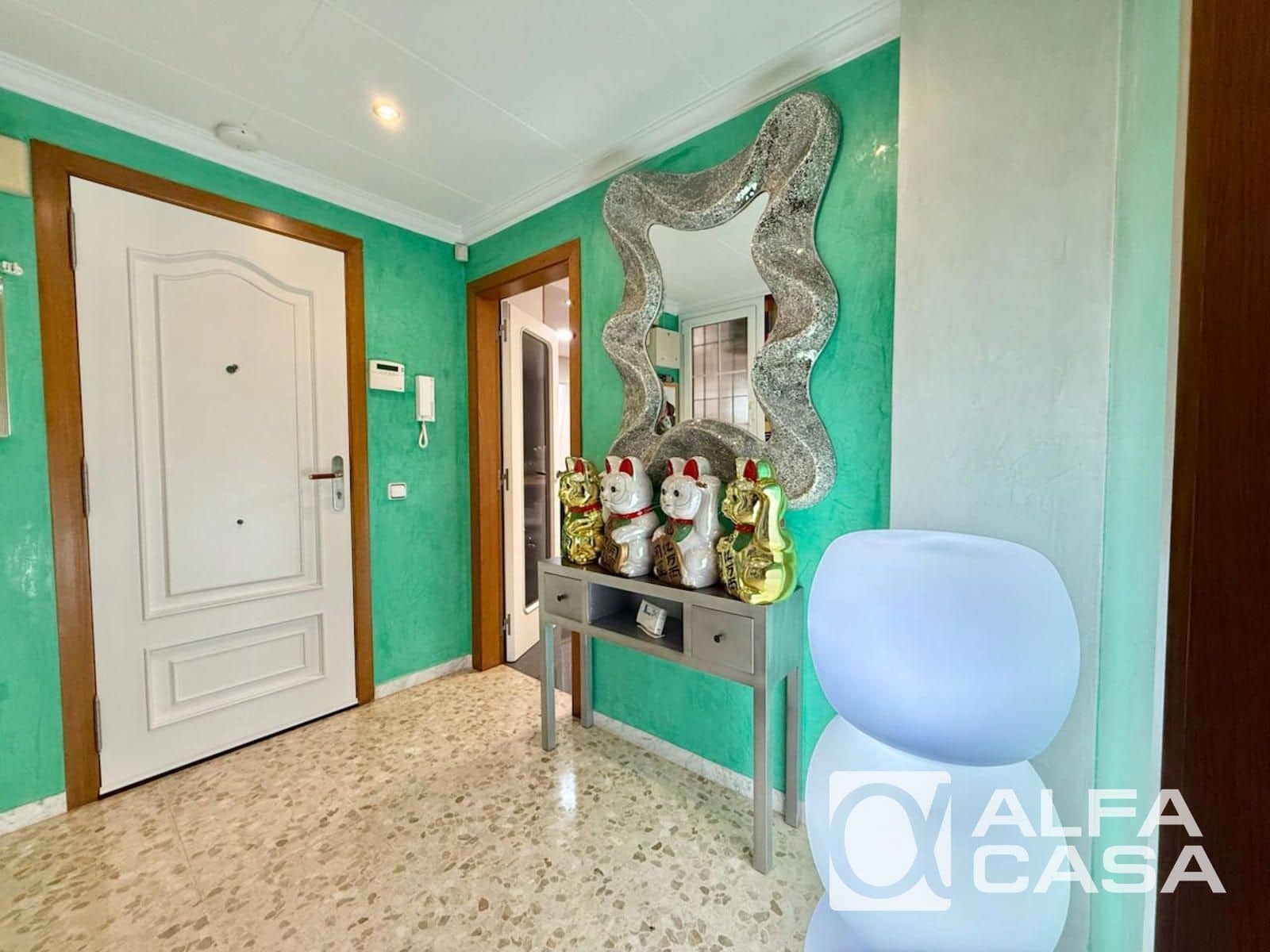 3 soveværelse Lejlighed til salg i Lloret de Mar med garage - € 365.000 (Ref: 9385874)