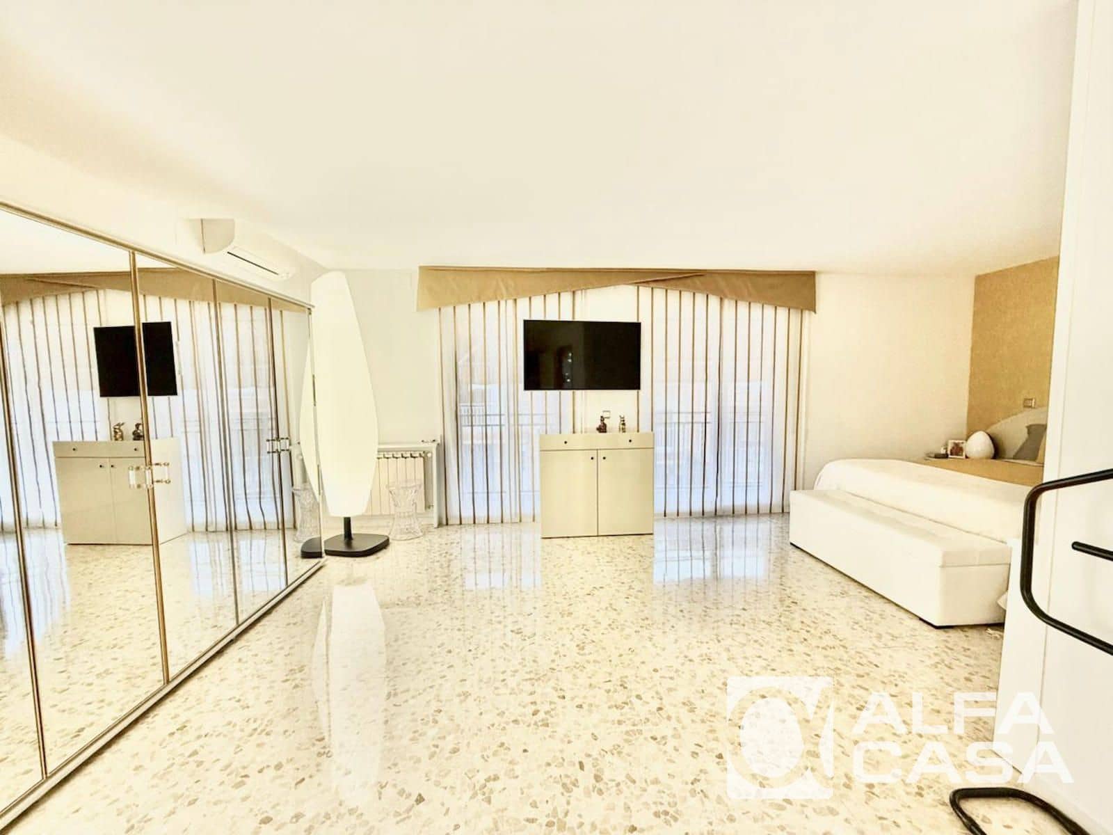 3 soveværelse Lejlighed til salg i Lloret de Mar med garage - € 365.000 (Ref: 9385874)