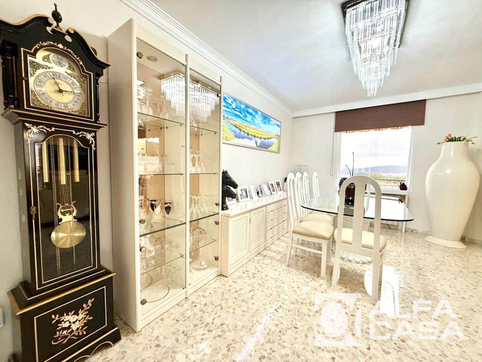 3 soveværelse Lejlighed til salg i Lloret de Mar med garage - € 365.000 (Ref: 9385874)