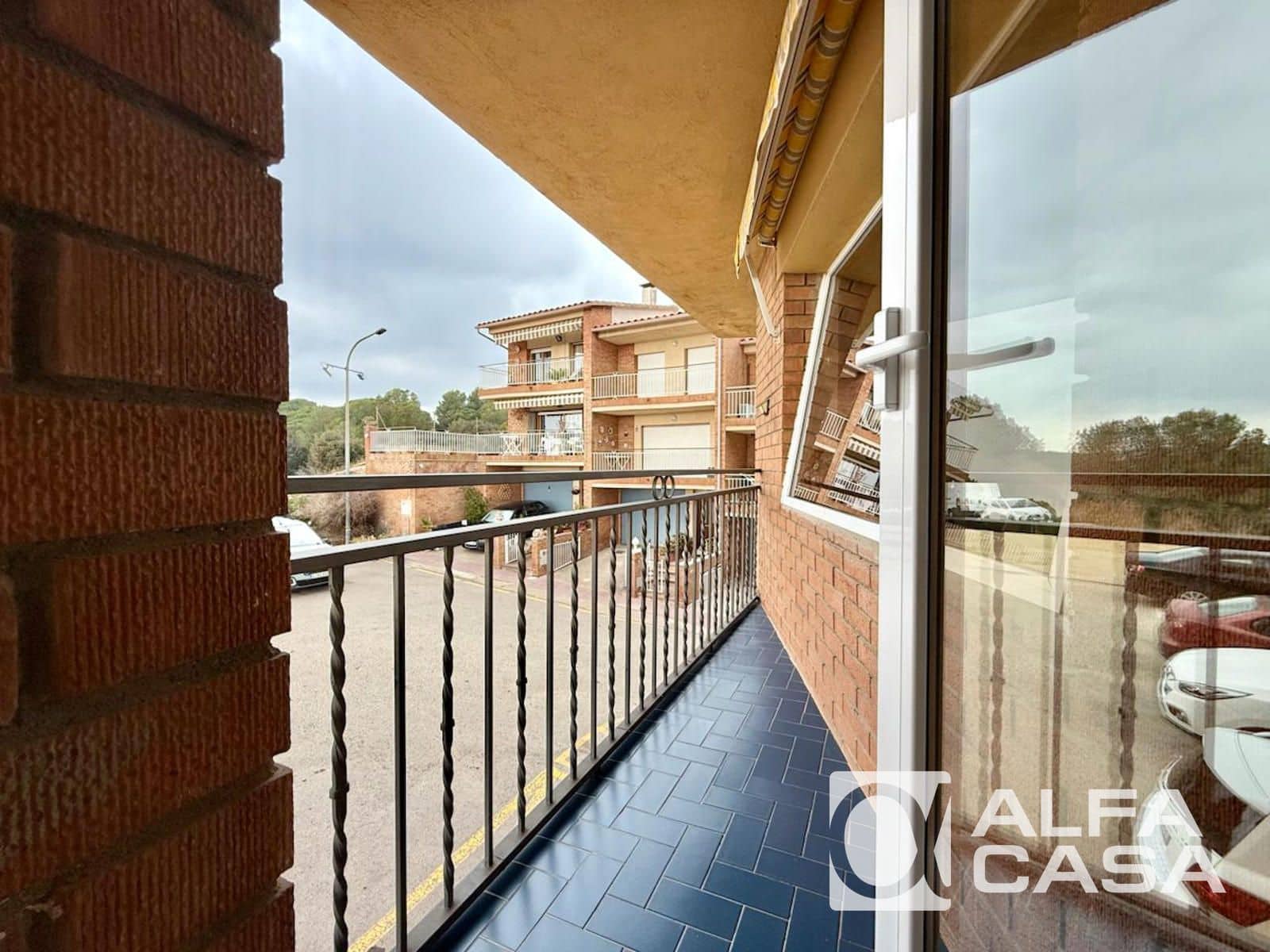 3 soveværelse Lejlighed til salg i Lloret de Mar med garage - € 365.000 (Ref: 9385874)