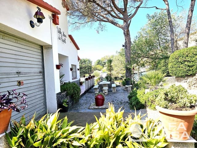 4 soverom Villa til salgs i Maçanet de la Selva med svømmebasseng garasje - € 290 000 (Ref: 9385876)