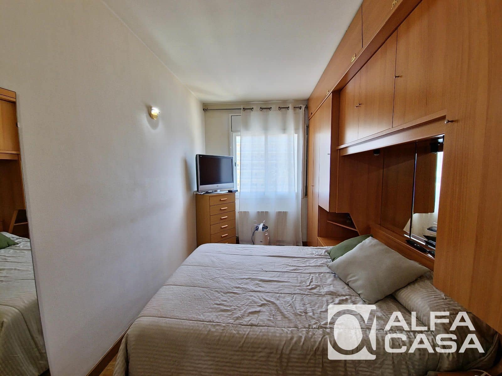 Piso de 3 habitaciones en Lloret de Mar en venta con piscina - 299.000 € (Ref: 9385877)