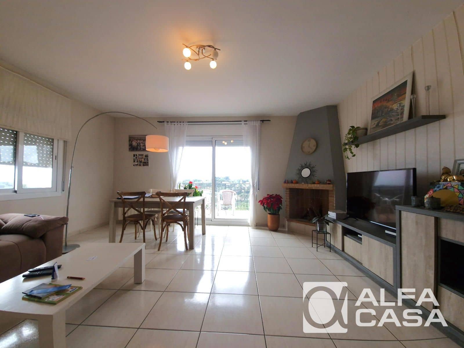 3 bedroom Villa for sale in Lloret de Mar with pool garage - € 360,000 (Ref: 9385881)