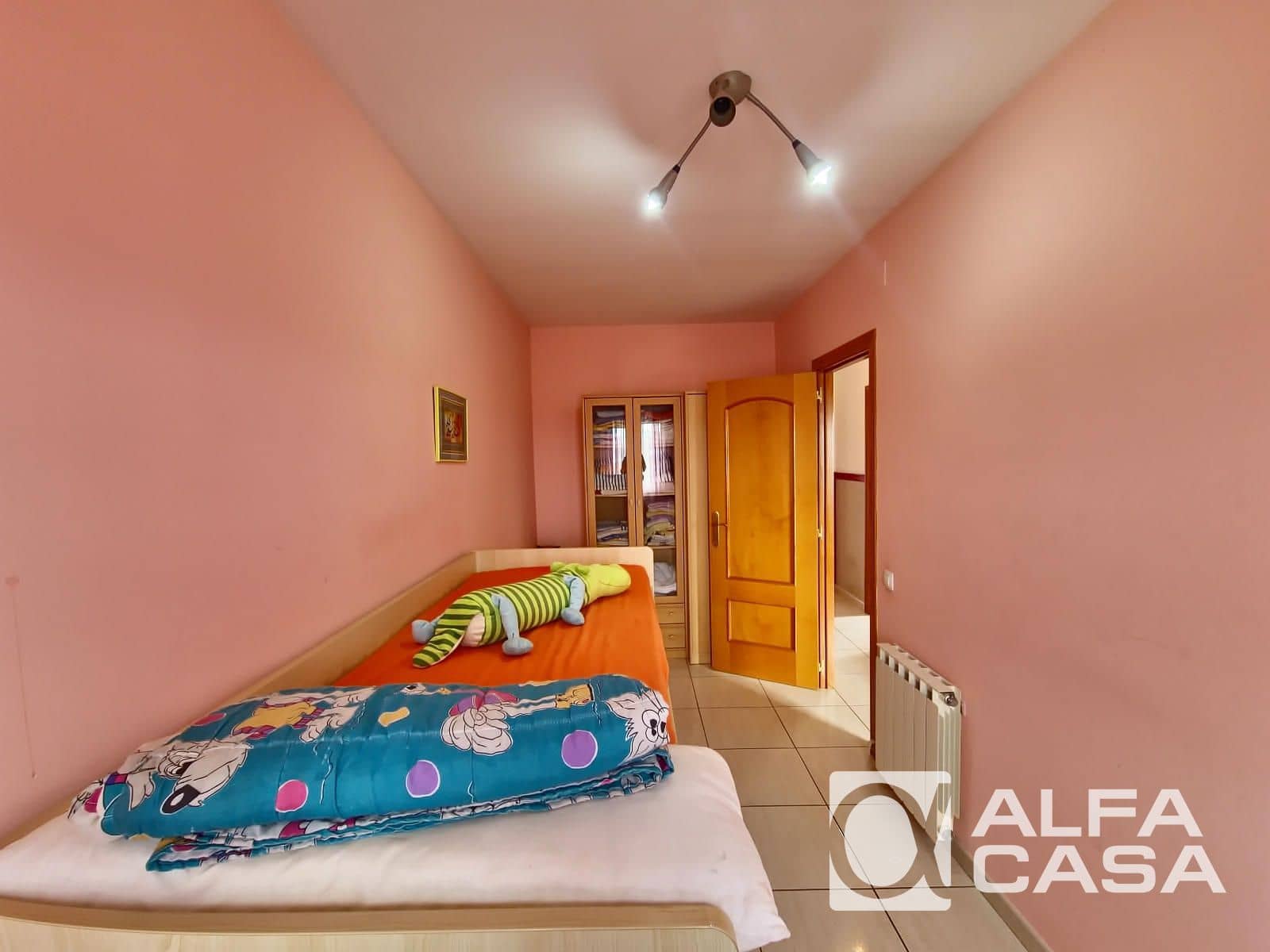 3 bedroom Villa for sale in Lloret de Mar with pool garage - € 360,000 (Ref: 9385881)