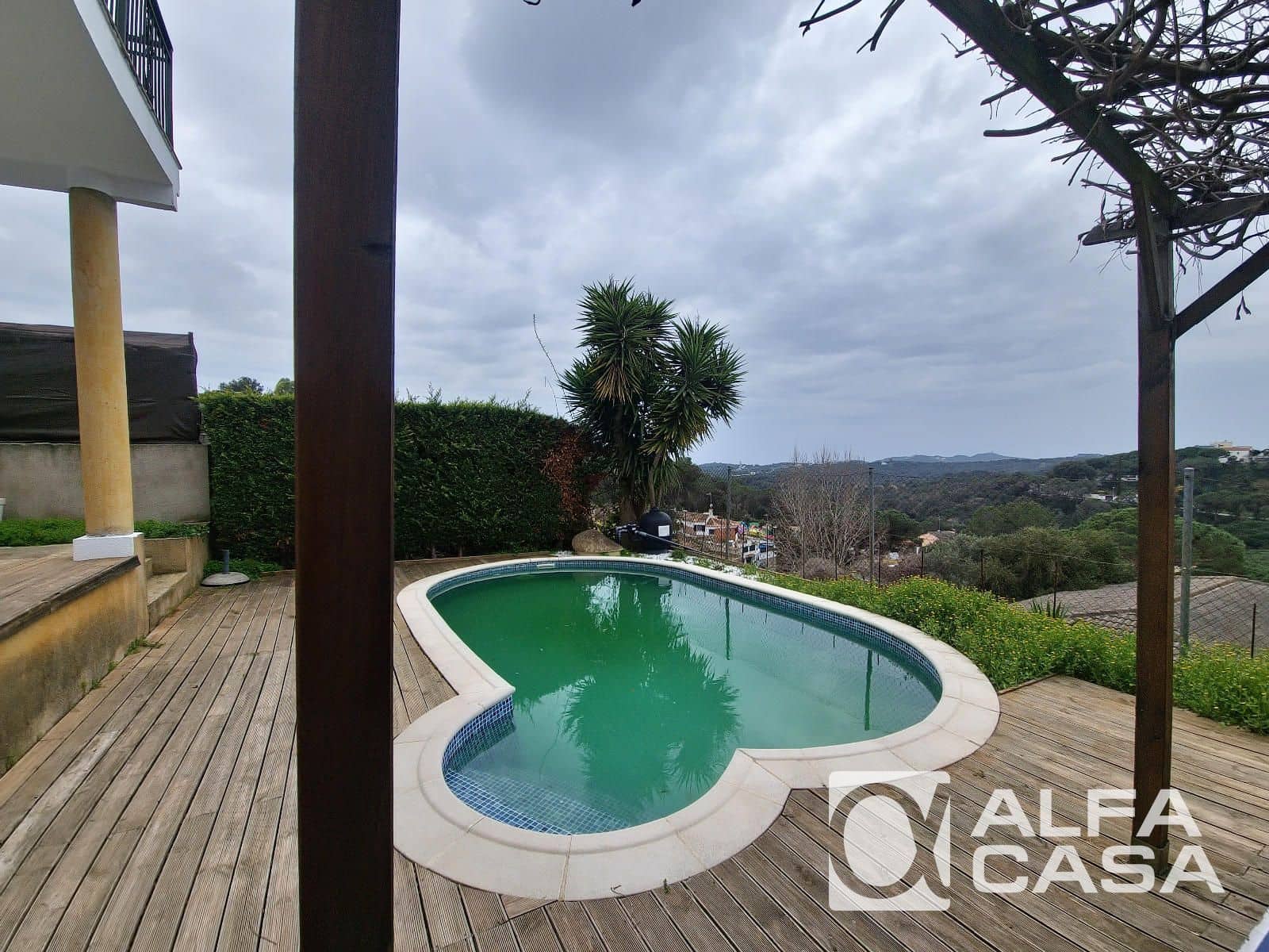 3 bedroom Villa for sale in Lloret de Mar with pool garage - € 360,000 (Ref: 9385881)