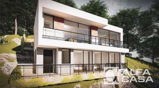 Building Plot for sale in Lloret de Mar - € 75,000 (Ref: 9385883)