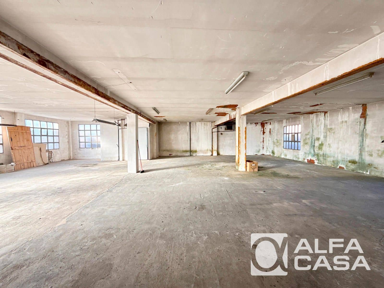 Local Commercial à vendre à Sant Hilari Sacalm - 300 000 € (Ref: 9385888)