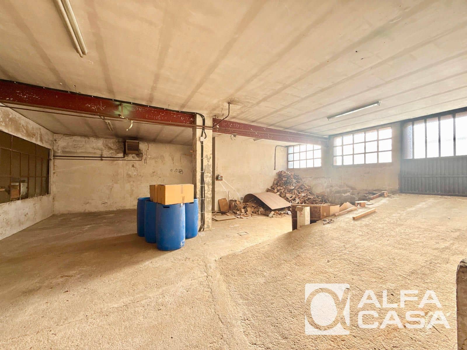 Local Commercial à vendre à Sant Hilari Sacalm - 300 000 € (Ref: 9385888)