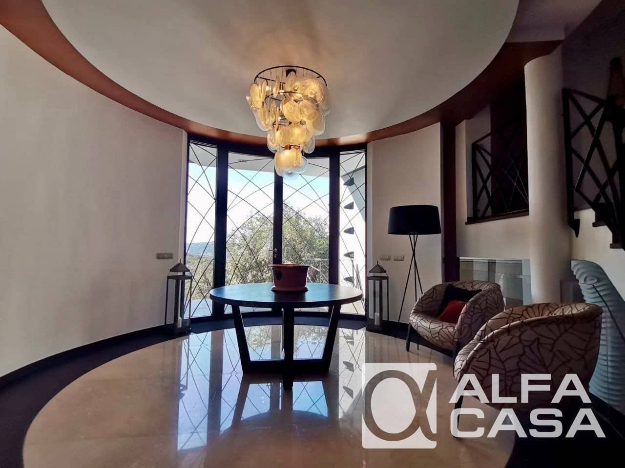 6 bedroom Villa for sale in Lloret de Mar with pool garage - € 1,990,000 (Ref: 9385890)